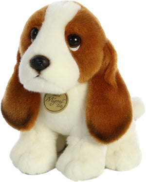 11" BASSET HOUND PUP